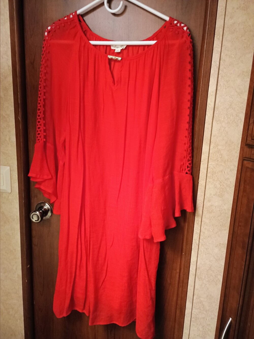 Red Crochet-Sleeve Bell Cuff Tunic Dress